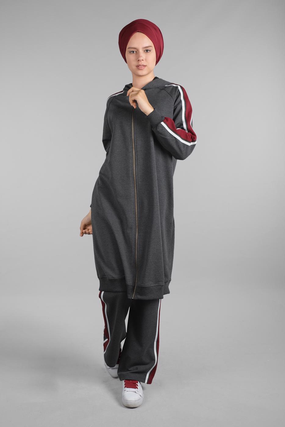 Tesettür giyim GRİ ŞERİT DETAYLI 2&prime;Lİ EŞOFMAN TAKIM 05104 