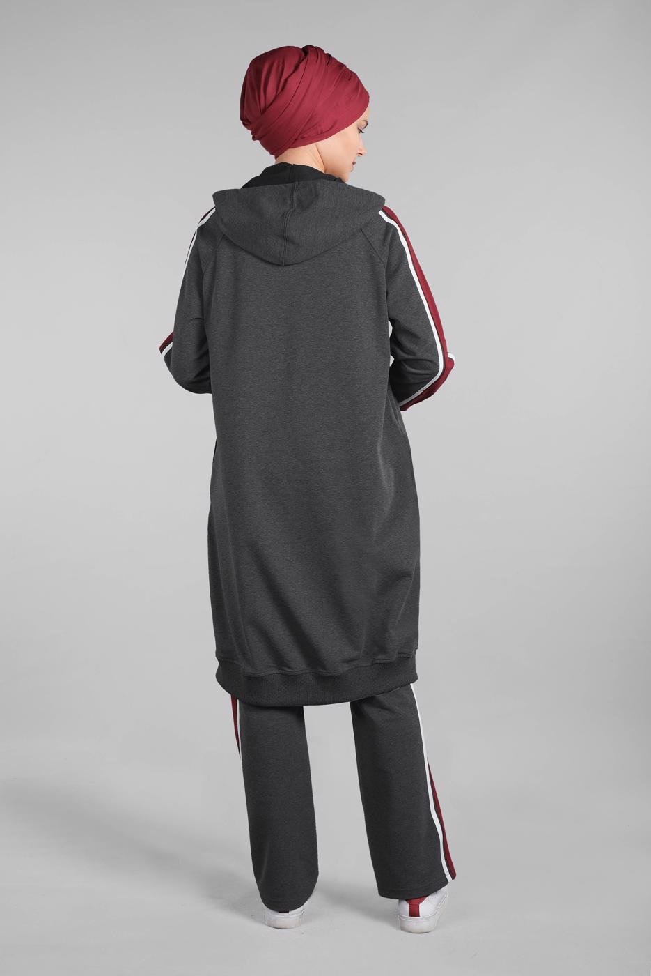 Tesettür giyim GRİ ŞERİT DETAYLI 2&prime;Lİ EŞOFMAN TAKIM 05104 