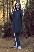 Tesettür giyim LACİVERT ŞERİT DETAYLI 2&prime;Lİ EŞOFMAN TAKIM 05104 