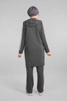 Tesettür giyim GRİ YANLARI ŞERİT DETAYLI KAPÜŞONLU 2&prime;Lİ EŞOFMAN TAKIM 84104