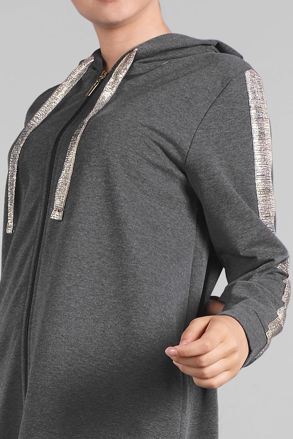 Tesettür giyim GRİ YANLARI ŞERİT DETAYLI KAPÜŞONLU 2&prime;Lİ EŞOFMAN TAKIM 84104