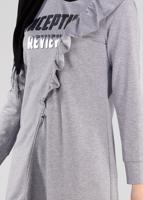 Tesettür giyim GRİ VOLAN DETAYLI BASKILI EŞOFMAN TUNİK 4876