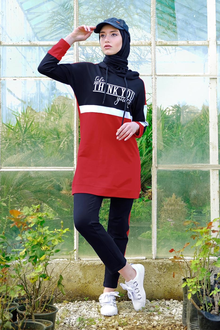 Tesettür giyim KIRMIZI KAPÜŞONLU EŞOFMAN TAKIM T 7238