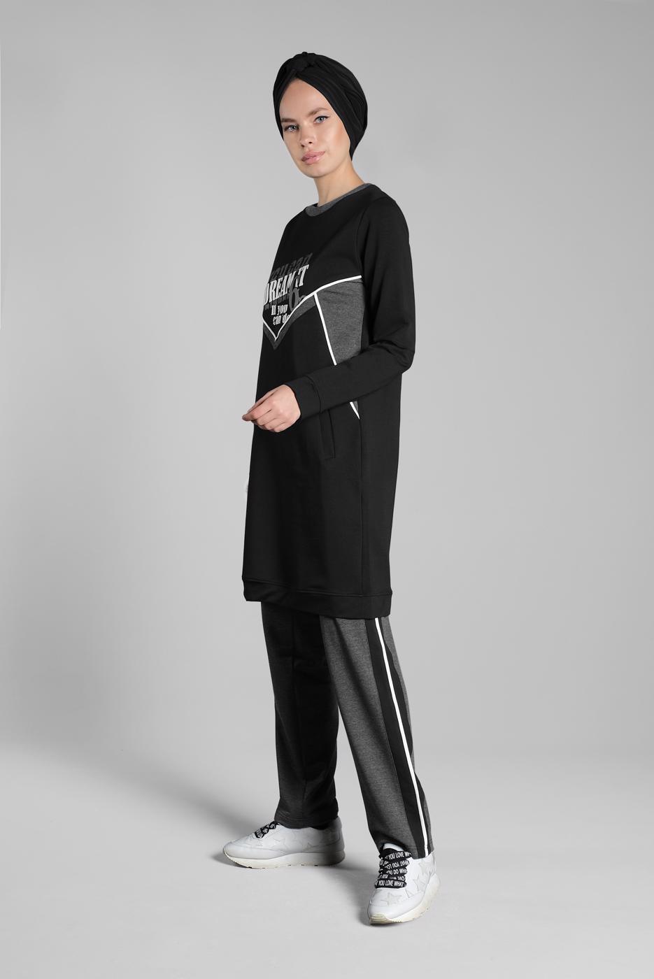 Tesettür giyim SİYAH YAZI BASKILI PAMUKLU EŞOFMAN TAKIMI 7838