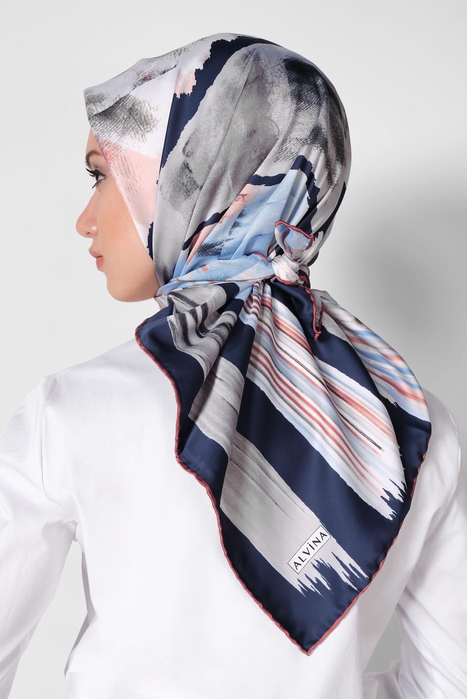 Tesettür giyim LACİVERT ALVİNA DESENLİ EŞARP 11436-1