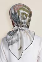 Tesettür giyim KREM T 13308-1 ALVİNA DESENLİ EŞARP