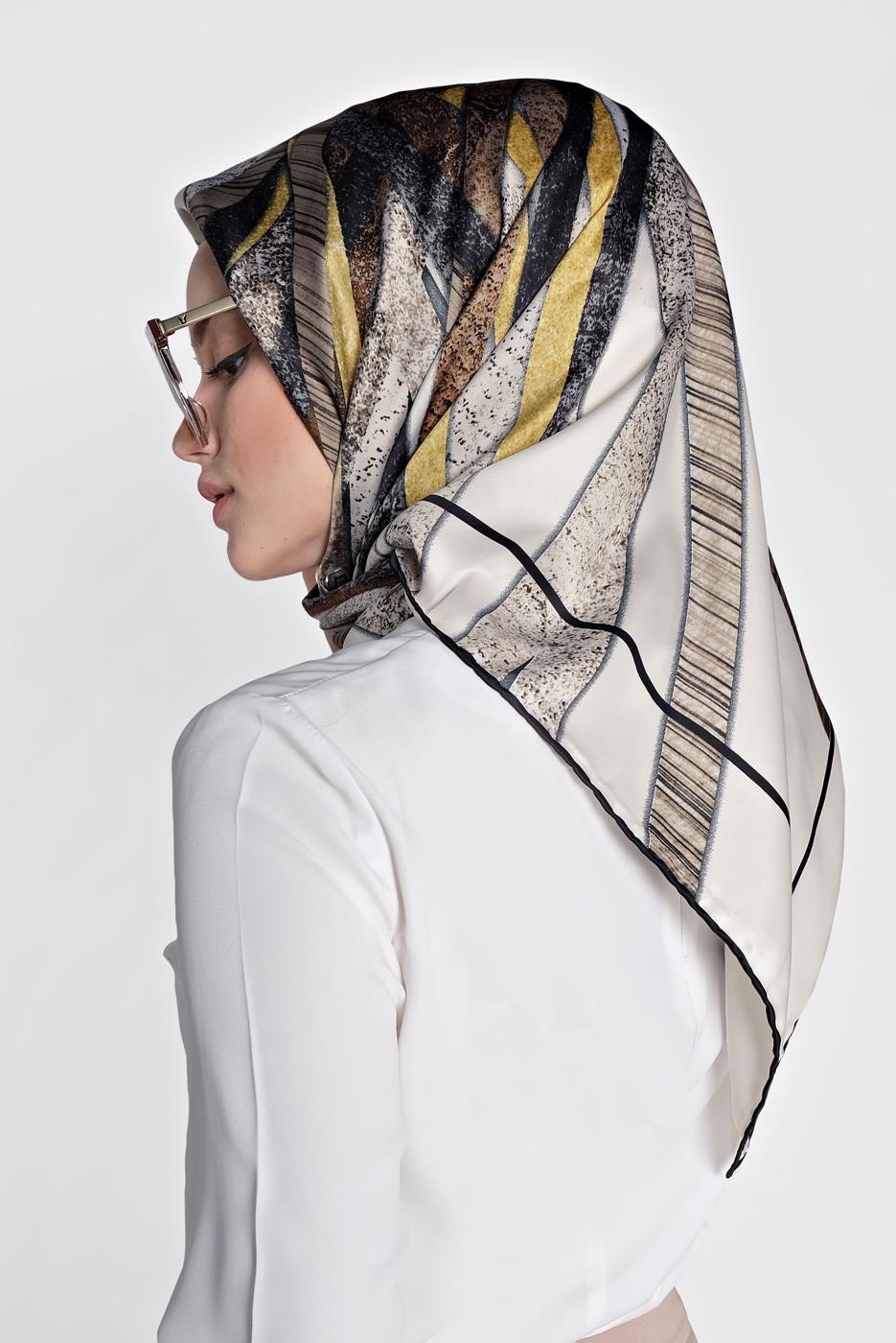 Tesettür giyim BEJ T 13309-1 ALVİNA DESENLİ EŞARP