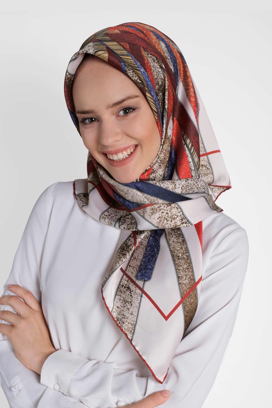 Tesettür giyim BEJ T 13309-1 ALVİNA DESENLİ EŞARP