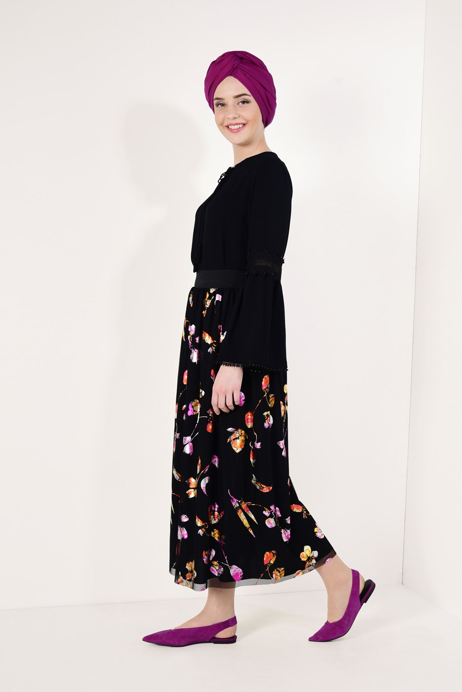 Vêtements hijab NOIR T 7315-1 Çiçek Desenli Jakarlı Etek-Zamane