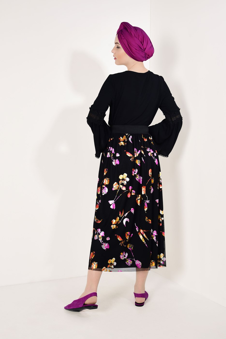 Vêtements hijab NOIR T 7315-1 Çiçek Desenli Jakarlı Etek-Zamane