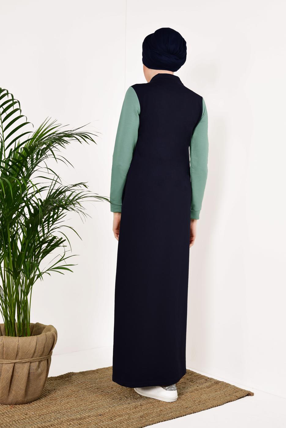 Tesettür giyim LACİVERT  FERMUARLI CEPLİ EŞOFMAN FERACE 1838