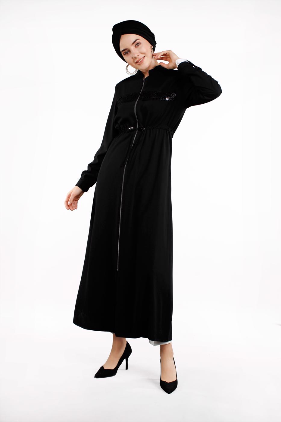 Tesettür giyim SİYAH BOYDAN FERMUARLI BELİ BÜZGÜLÜ FERACE 60991