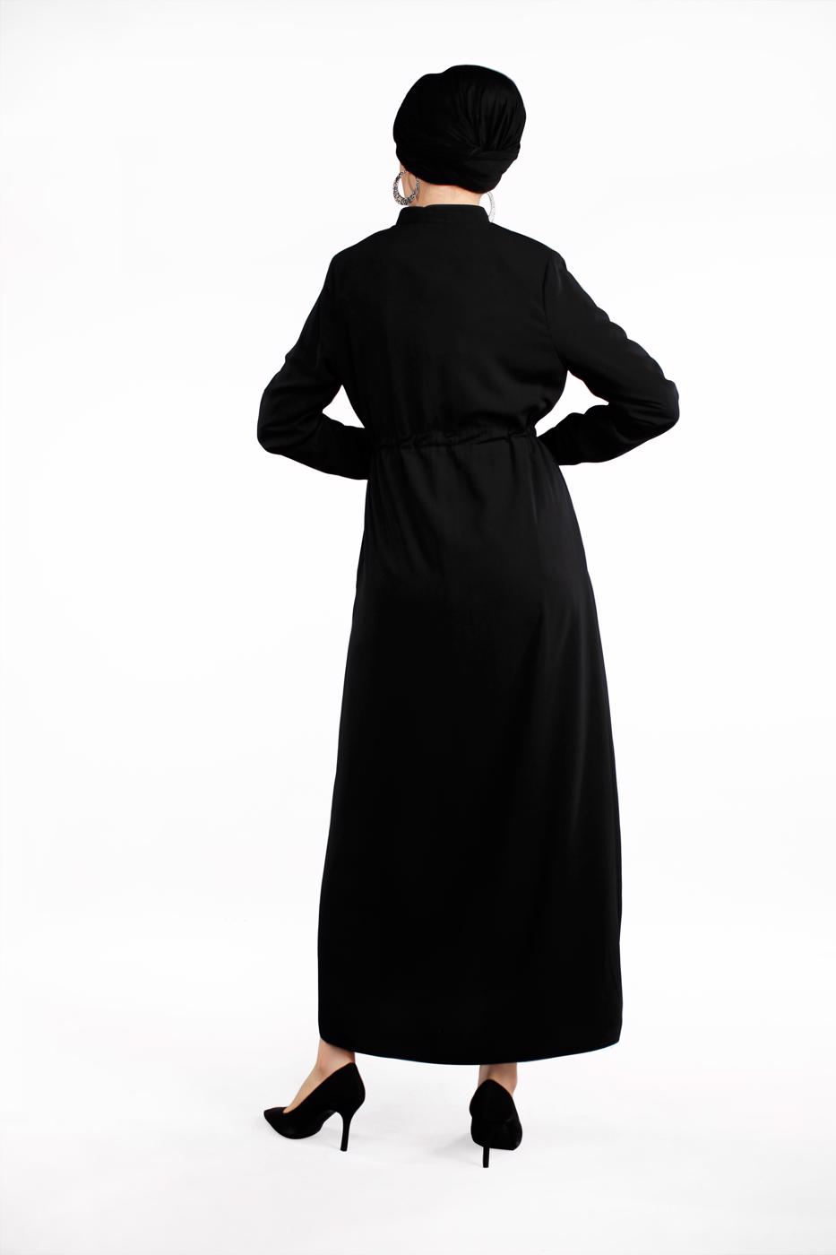 Tesettür giyim SİYAH BOYDAN FERMUARLI BELİ BÜZGÜLÜ FERACE 60991