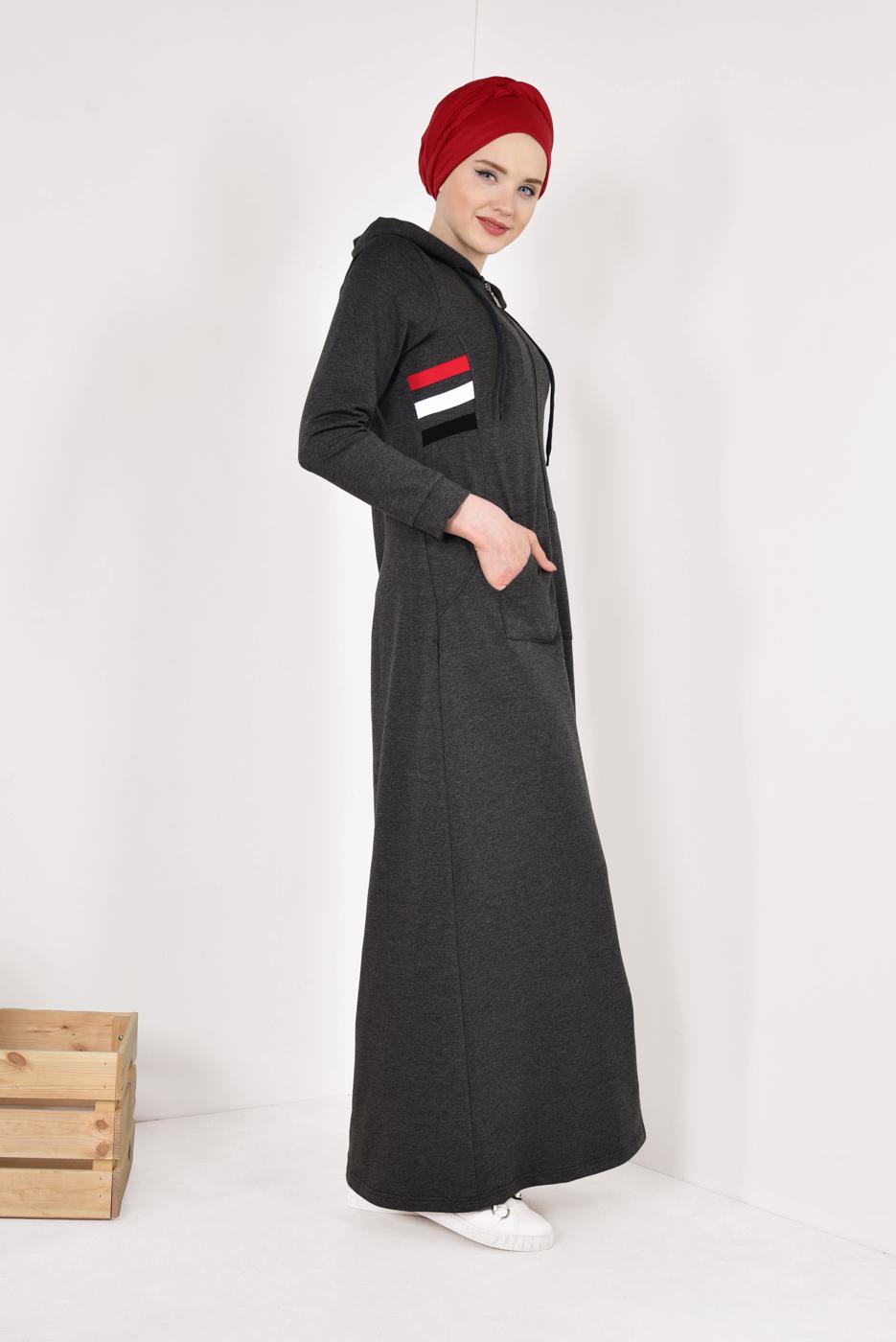 Tesettür giyim GRİ FERMUARLI KAPÜŞONLU İKİ YANI CEPLİ EŞOFMAN FERACE 0338