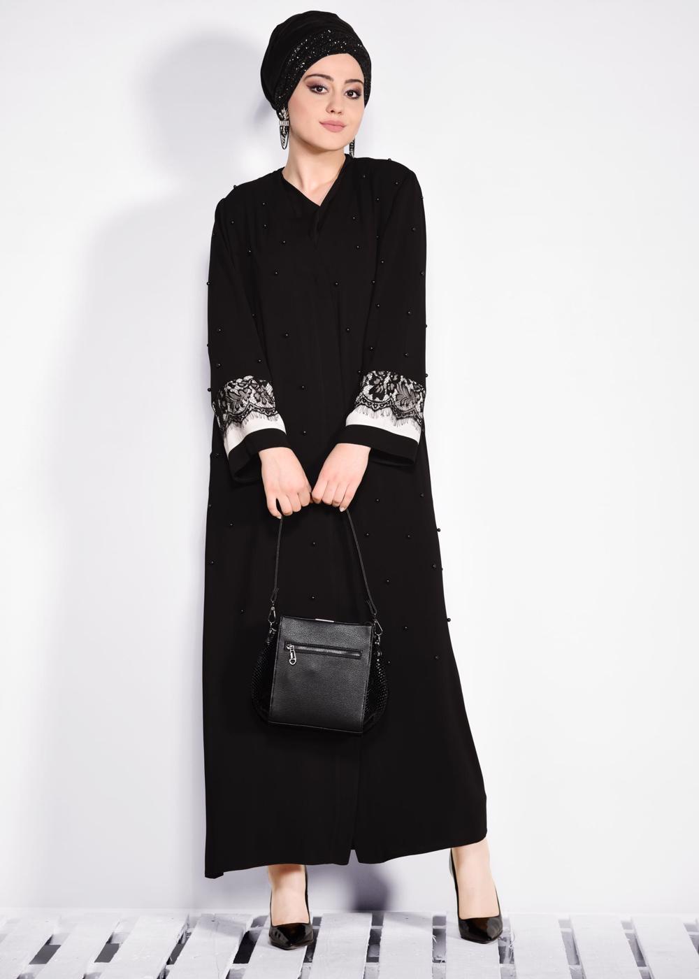 Tesettür giyim SİYAH KOLLARI DANTEL DETAYLI İNCİLİ FERACE T 8265 