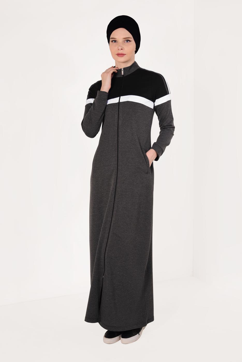 Tesettür giyim GRİ ÇİFT RENKLİ BOYDAN FERMUARLI FERACE T 9438