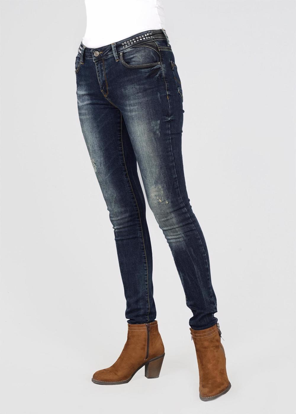 Tesettür giyim LACİVERT BEL KISMI ZIMBA DETAYLI DAR PAÇA PANTOLON T 7928 