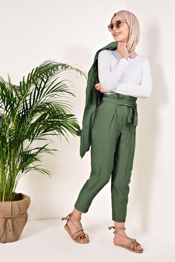 Tesettür giyim  BELİ KEMERLİ HAVUÇ PANTOLON T 89981 - TRENDTESETTÜR