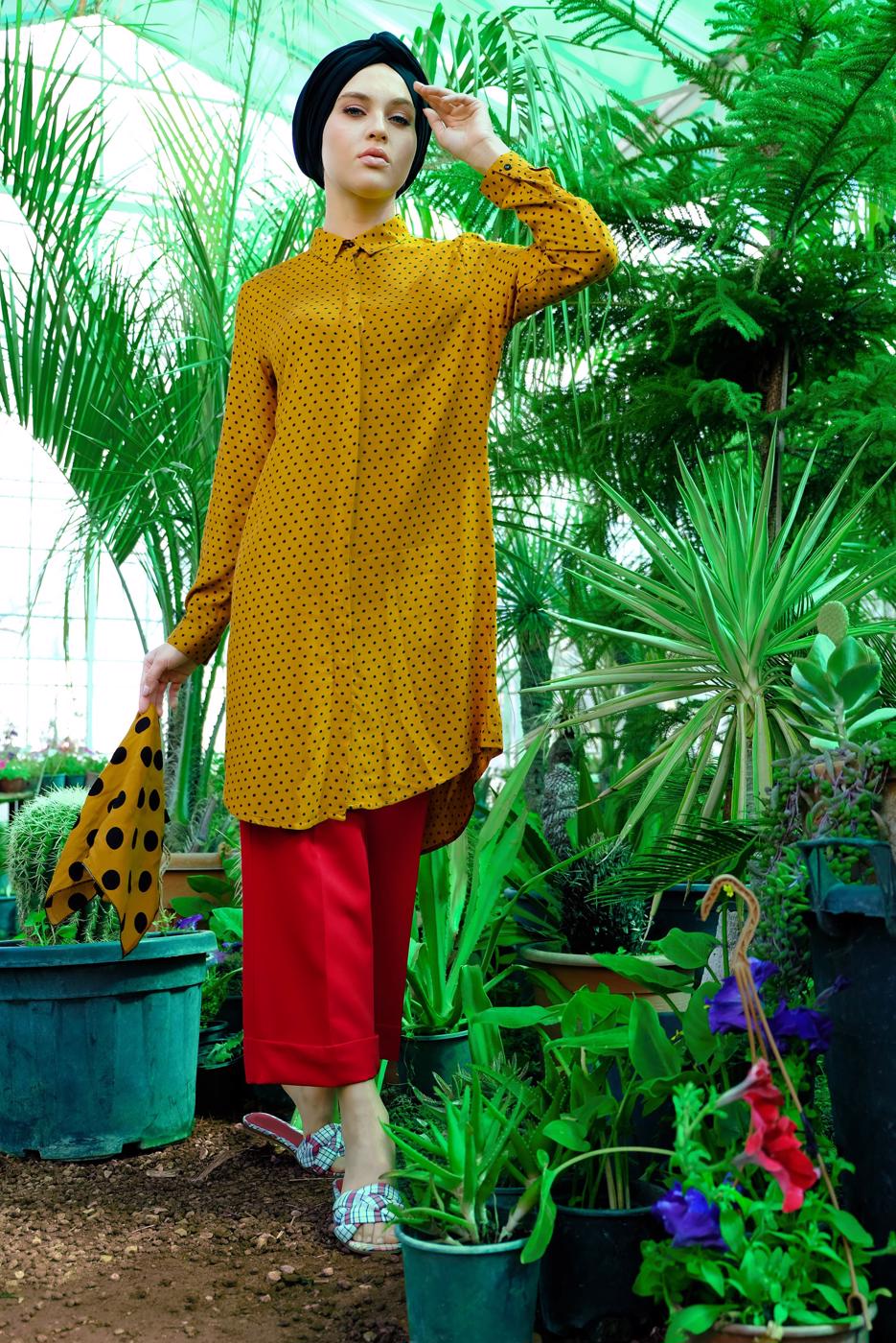 Hijab clothing RED Elasticated Waist Wide Cuff Pants T 4051 