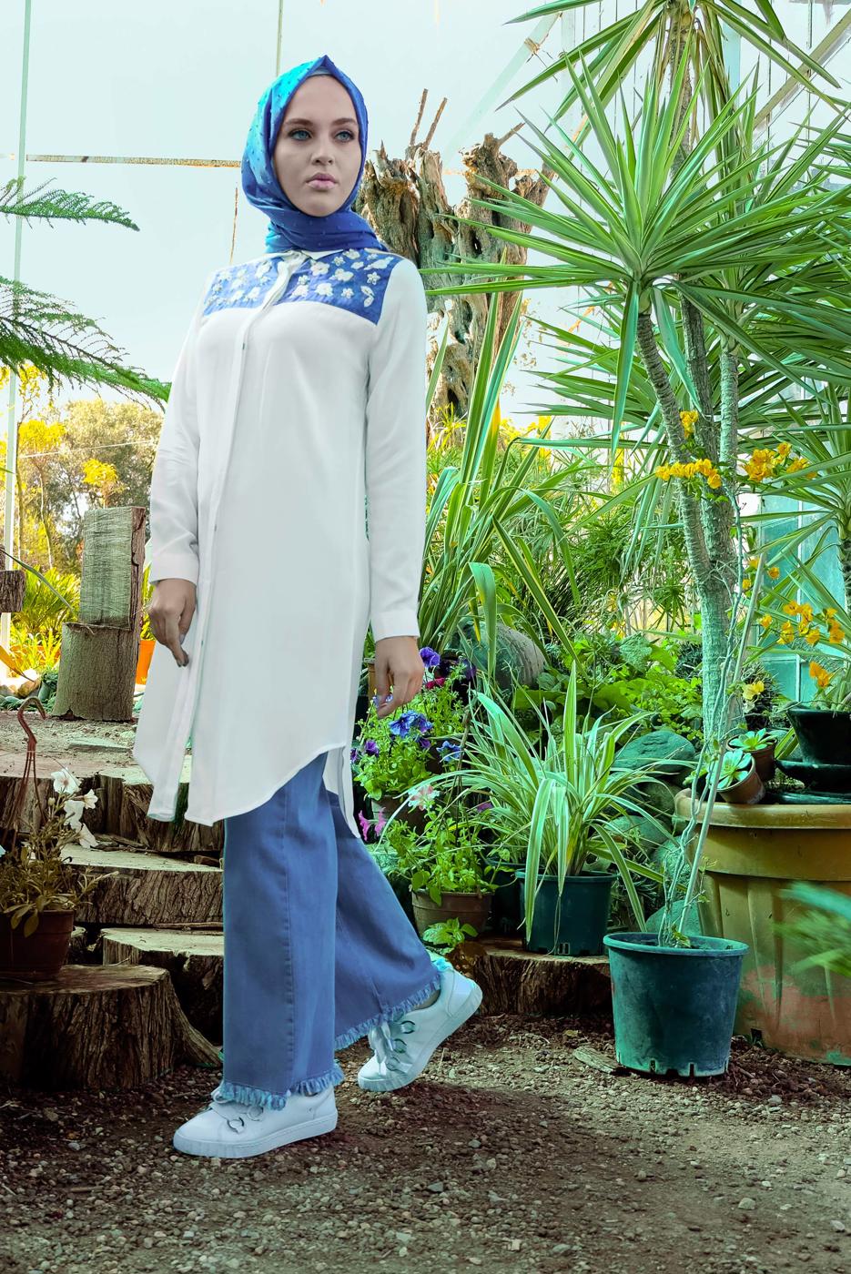 Tesettür giyim LACİVERT  PAÇASI PÜSKÜLLÜ PAMUKLU DENİM PANTOLON 8254