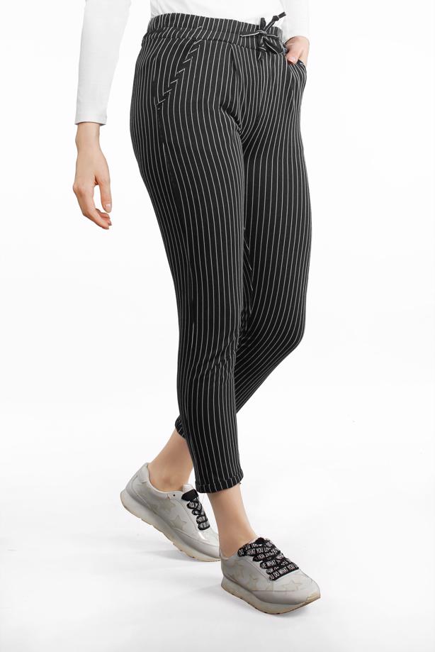 Tesettür giyim  CEPLİ VE BAĞCIKLI ÇİZGİLİ PANTOLON 9206 - TRENDTESETTÜR