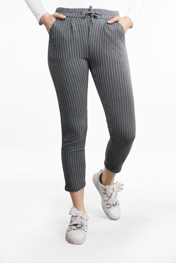 Tesettür giyim  CEPLİ VE BAĞCIKLI ÇİZGİLİ PANTOLON 9206 - TRENDTESETTÜR