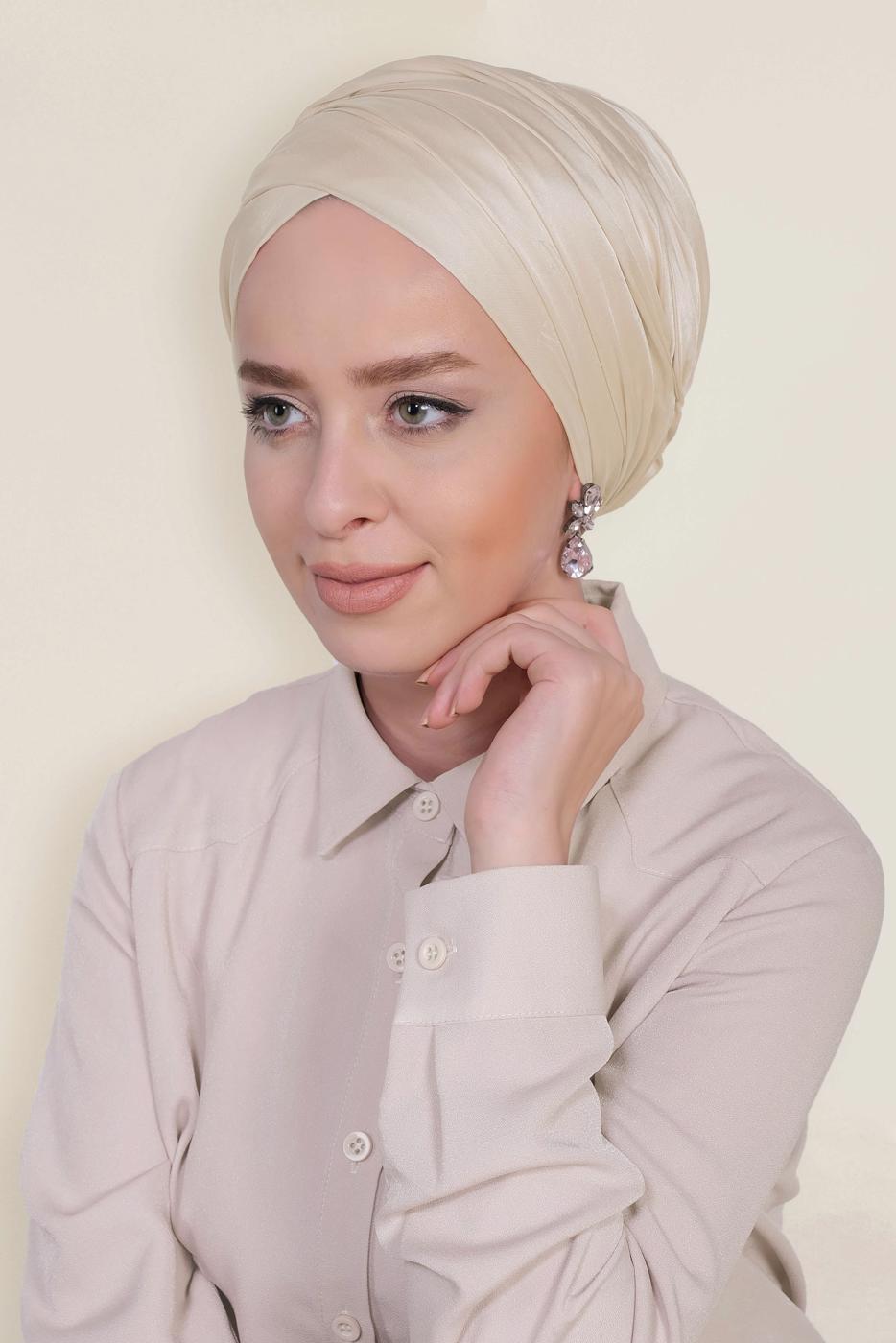 Tesettür giyim BEJ ALVİNA LOGOLU İPEKSİ ŞAL 9957 