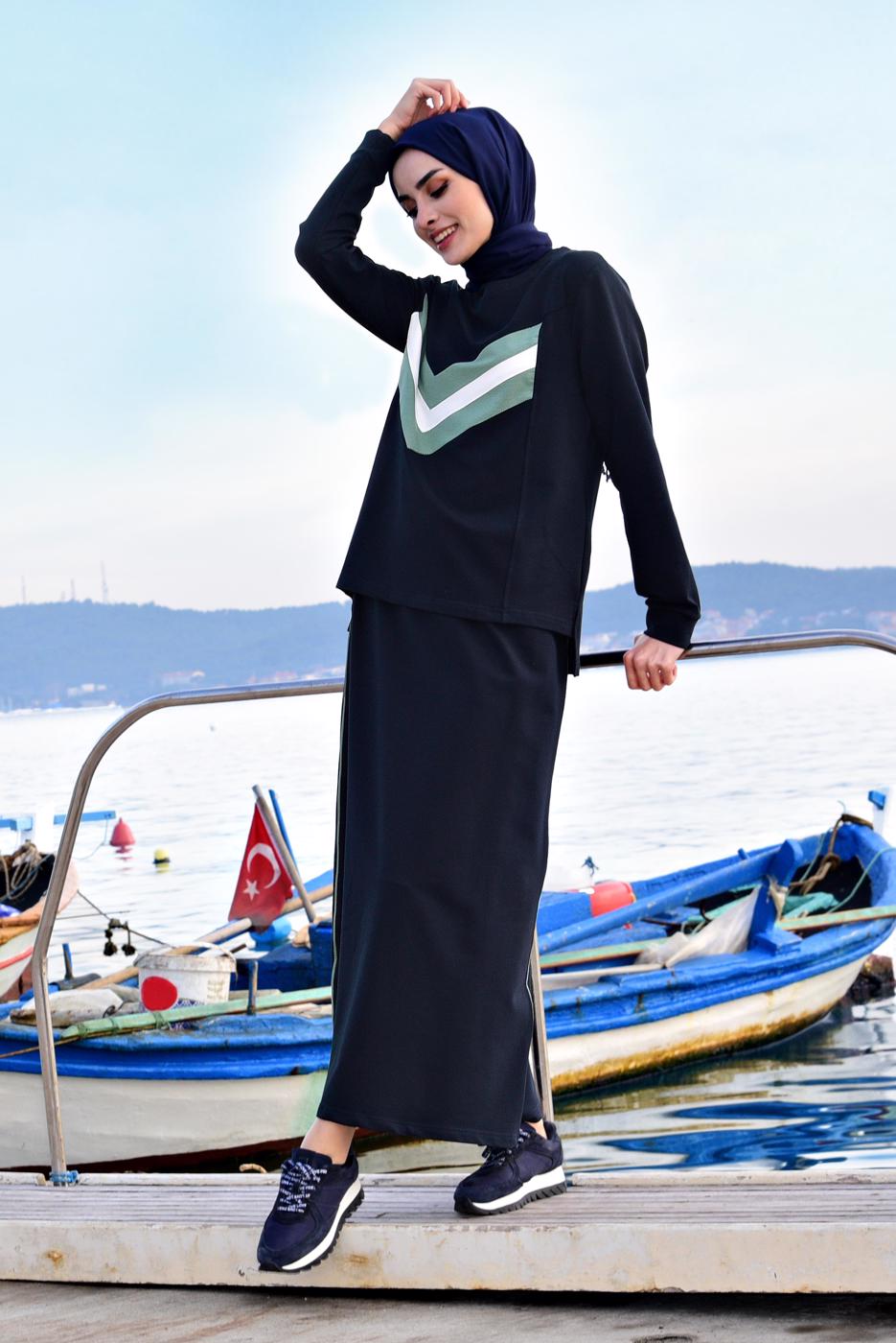 Tesettür giyim LACİVERT BASKILI ETEKLİ EŞOFMAN TAKIMI T 8638