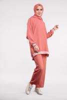 Tesettür giyim PEMBE SİM DETAYLI ŞERİTLİ 2&prime;Lİ PANTOLONLU TAKIM 44681