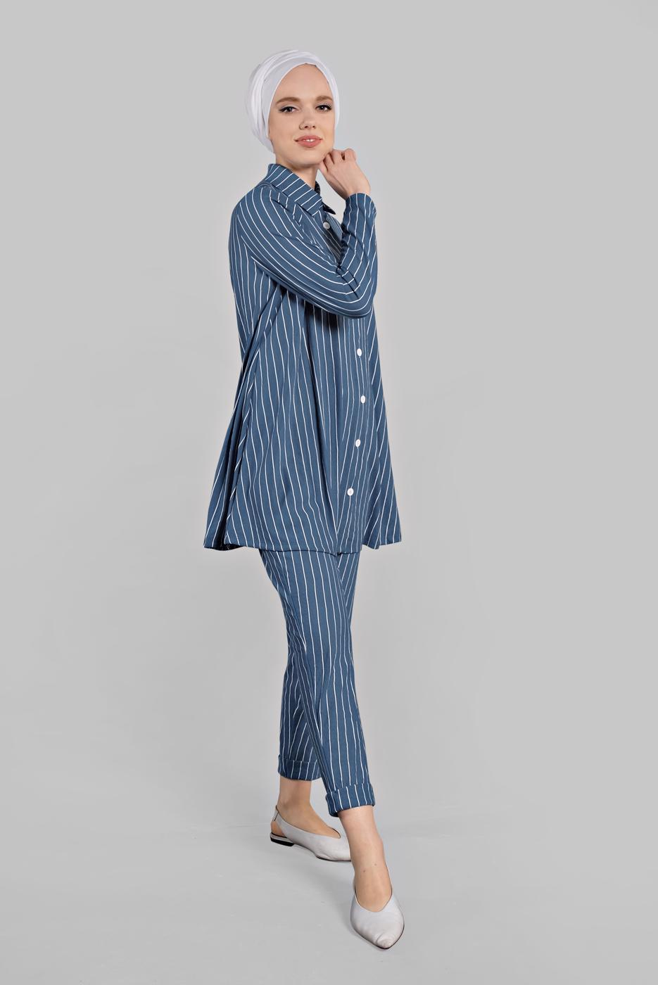 Vêtements hijab BLEU MARINE  Costume de Pantalon T 86302