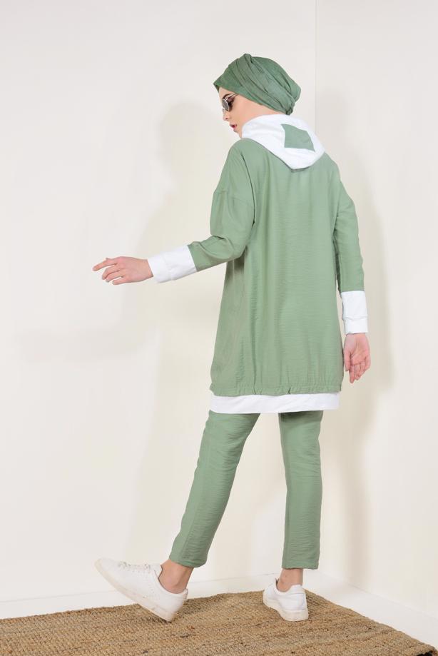 Tesettür giyim  ÖNDEN DÜĞMELİ KAPÜŞONLU PANTOLONLU TAKIM T 0138 - TRENDTESETTÜR