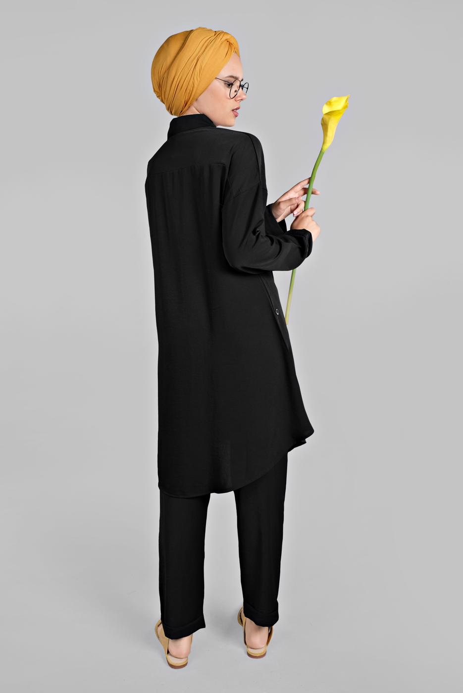 Tesettür giyim SİYAH YANLARI VE ÖNÜ DÜĞME DETAYLI 2&prime;Lİ PANTOLONLU TAKIM 1221