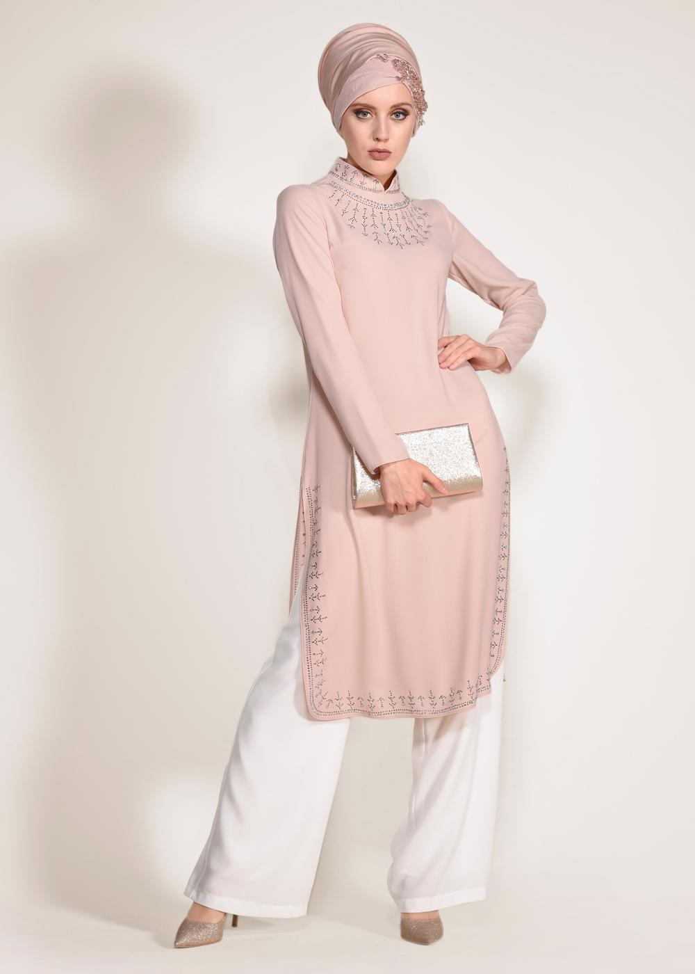 Tesettür giyim PUDRA HAKİM YAKA YANLARI YIRTMAÇLI 2′Lİ PANTOLONLU TAKIM 3432