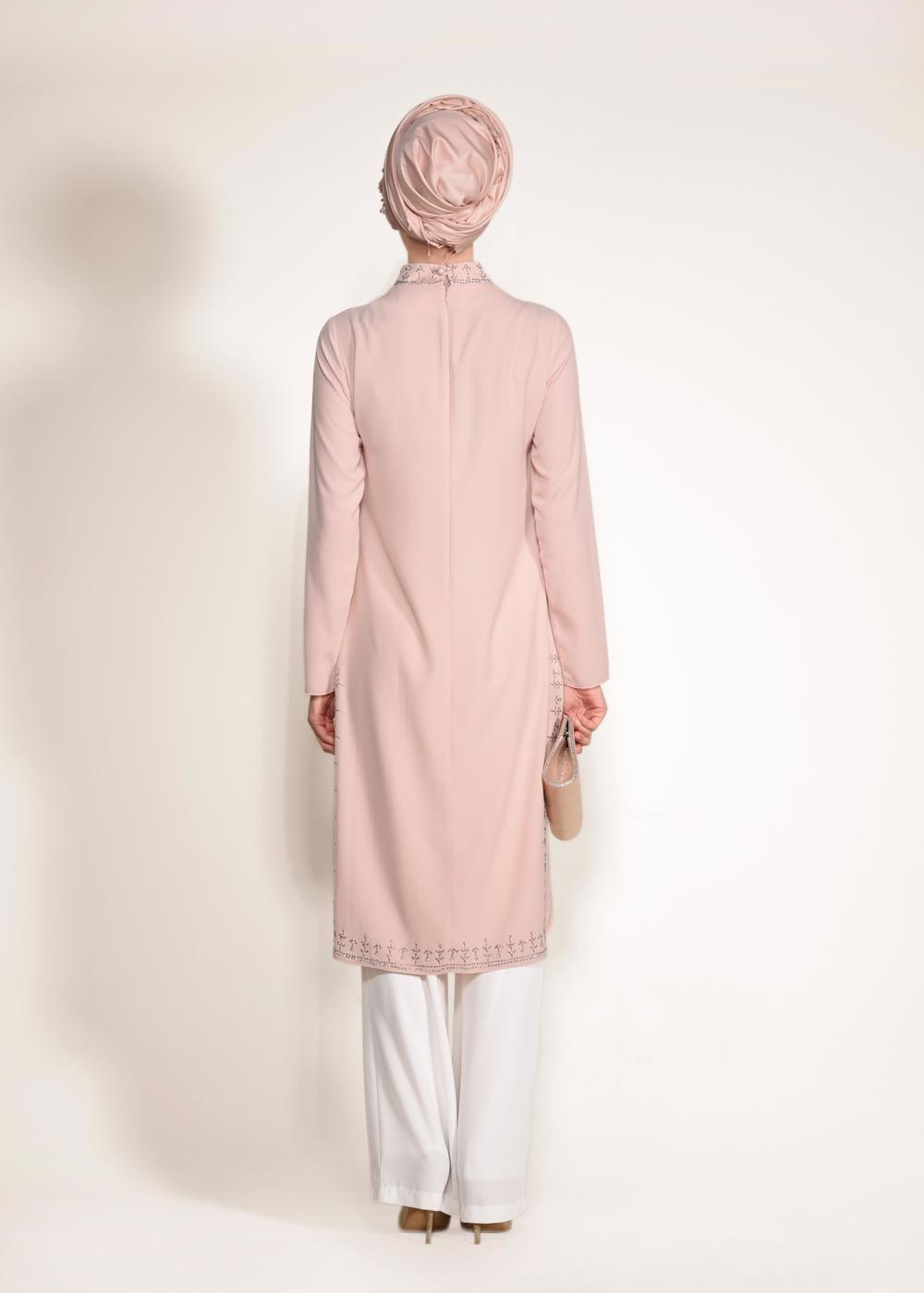 Tesettür giyim PUDRA HAKİM YAKA YANLARI YIRTMAÇLI 2′Lİ PANTOLONLU TAKIM 3432