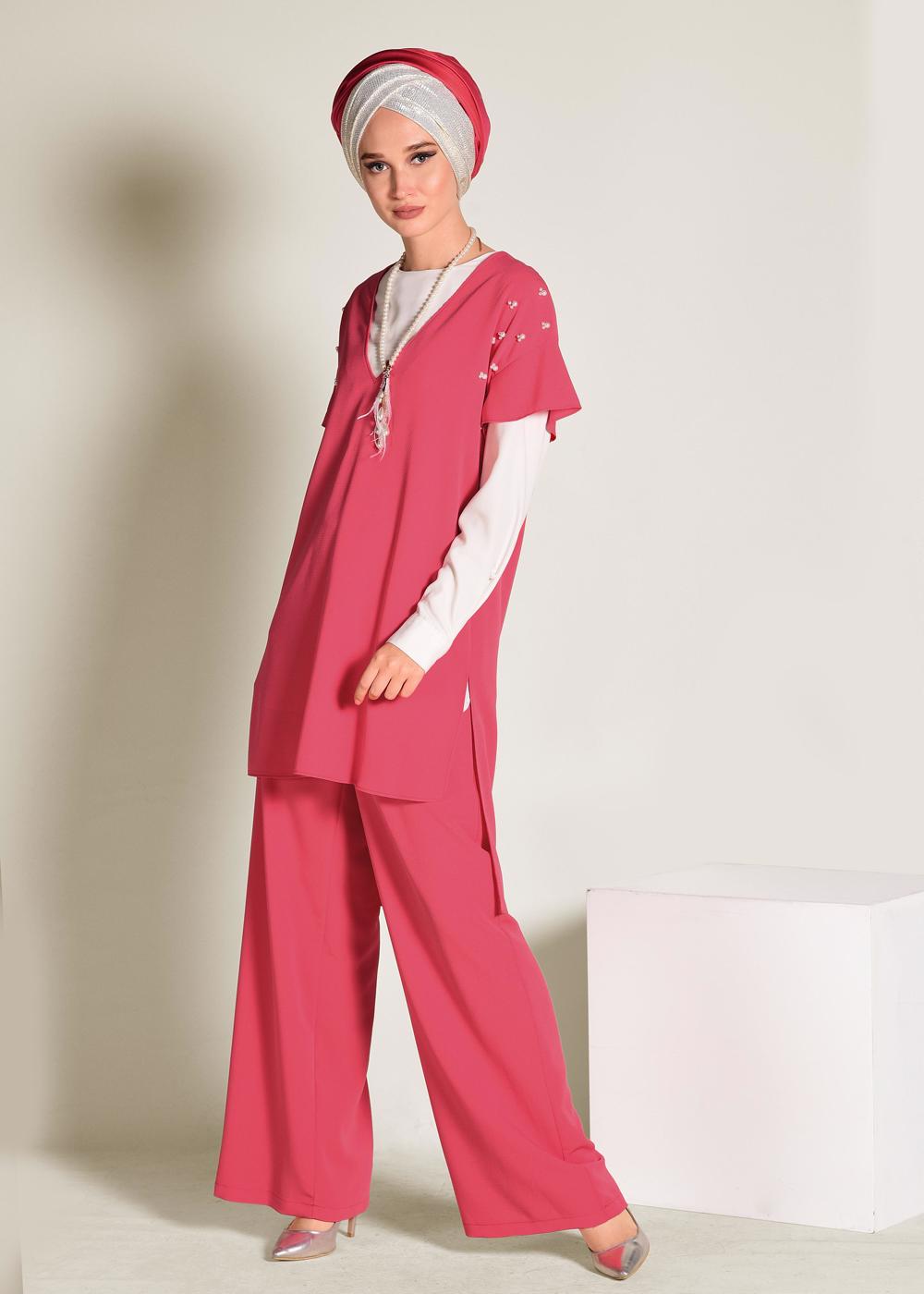 Tesettür giyim MERCAN İNCİ DETAYLI OMUZLARI VOLANLI 2&prime;Lİ PANT. TAKIM 4352