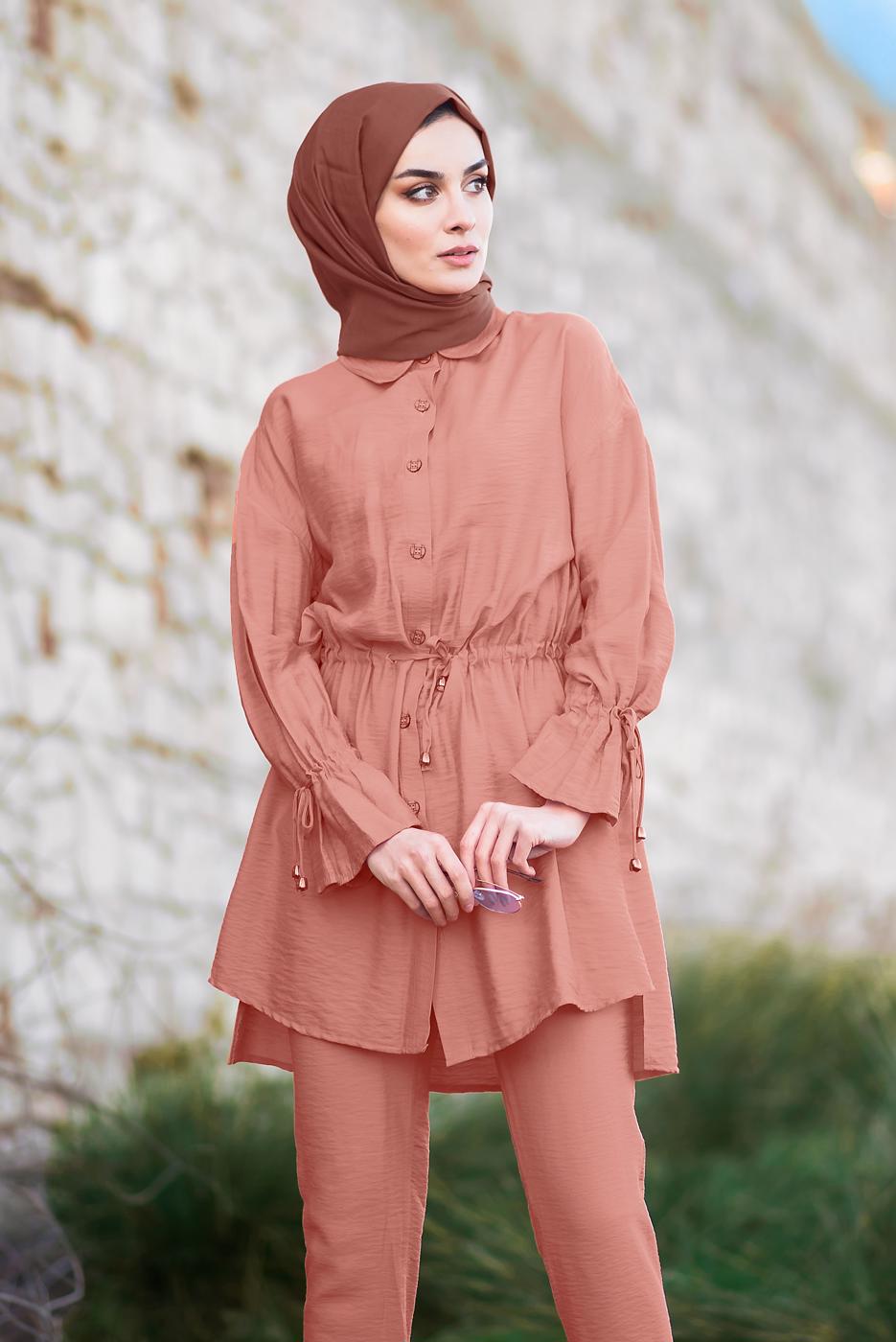 Tesettür giyim PEMBE DÜĞMELİ VE BAĞCIKLI 2&prime;Lİ PANTOLONLU TAKIM T 5034 