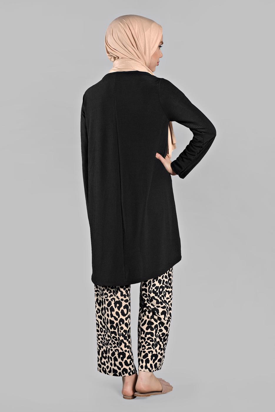 Tesettür giyim SİYAH LEOPAR DESENLİ 2&prime;Lİ PANTOLONLU TAKIM 5925