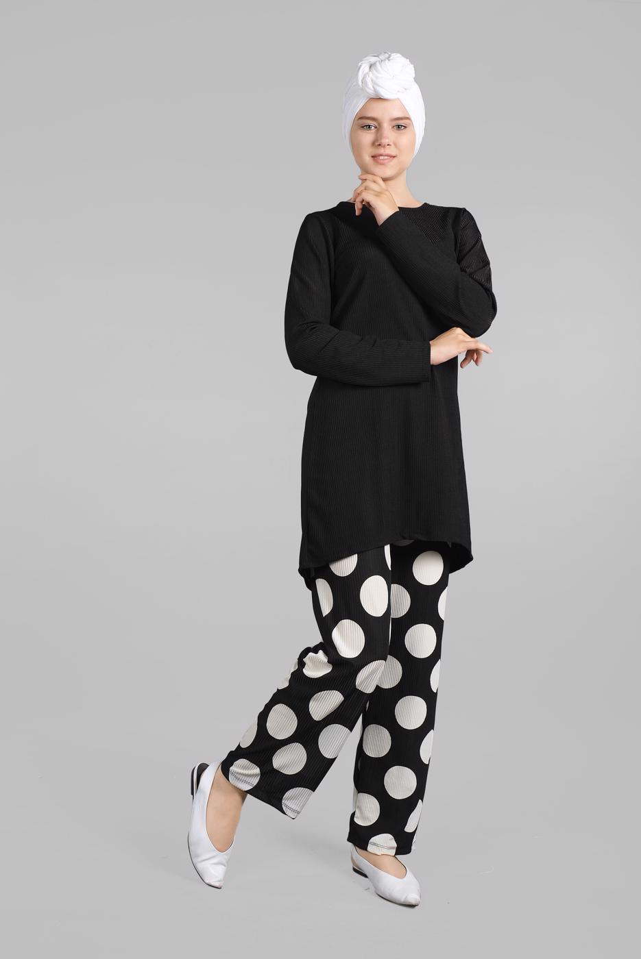 Tesettür giyim SİYAH PUANTİYELİ FİTİLLİ 2&prime;Lİ PANTOLONLU TAKIM 7525 