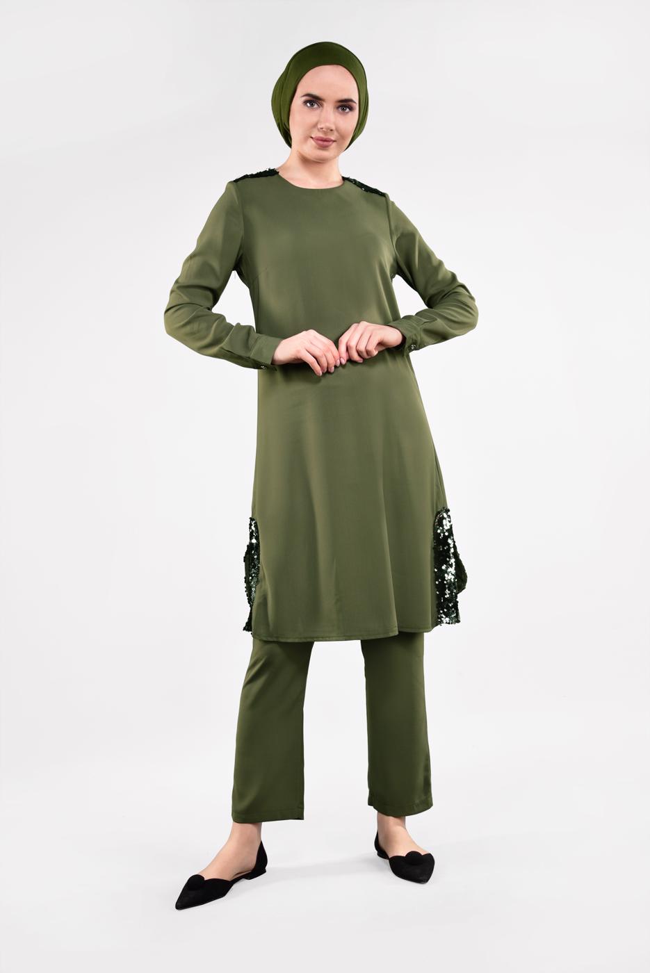 Tesettür giyim HAKİ YANLARI PUL PAYET DETAYLI 2&prime;Lİ PANTOLONLU TAKIM 7547