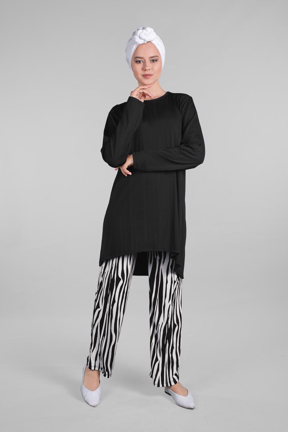 Tesettür giyim SİYAH ASİMETRİK KESİM ZEBRA DESENLİ 2&prime;Lİ PANTOLONLU TAKIM 8525 