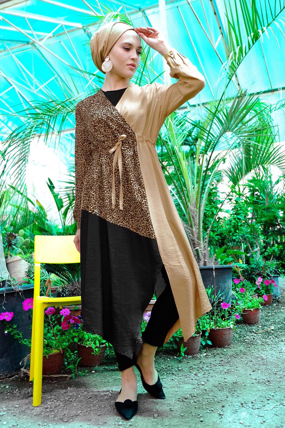 Tesettür giyim BEJ UZUN LEOPAR DETAYLI TUNİK 44491
