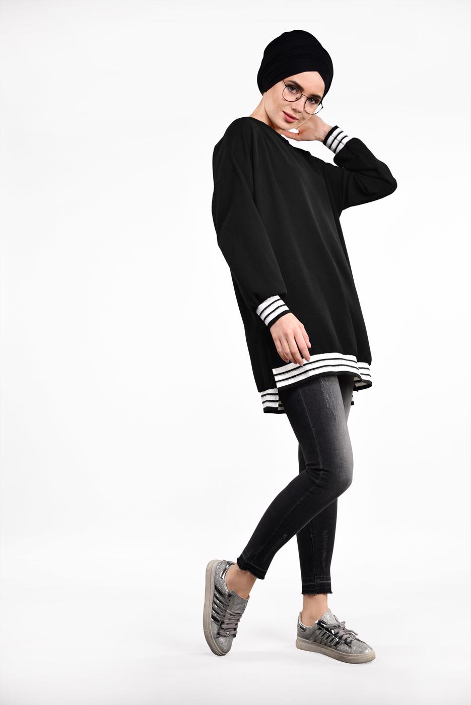 Tesettür giyim SİYAH İKİ YANI YIRTMAÇLI TUNİK 77591