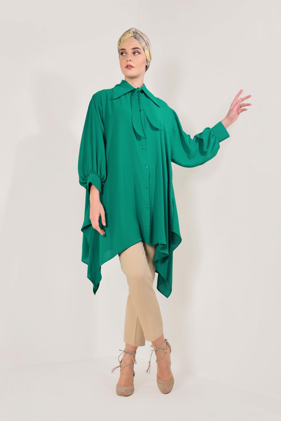 Tesettür giyim YEŞİL ASİMETRİK KESİM BALON KOLLU TUNİK T 2826