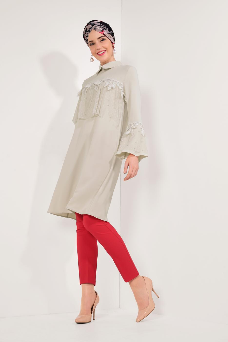 Tesettür giyim BEJ KOLLARI VOLANLI UZUN TUNİK T 03281