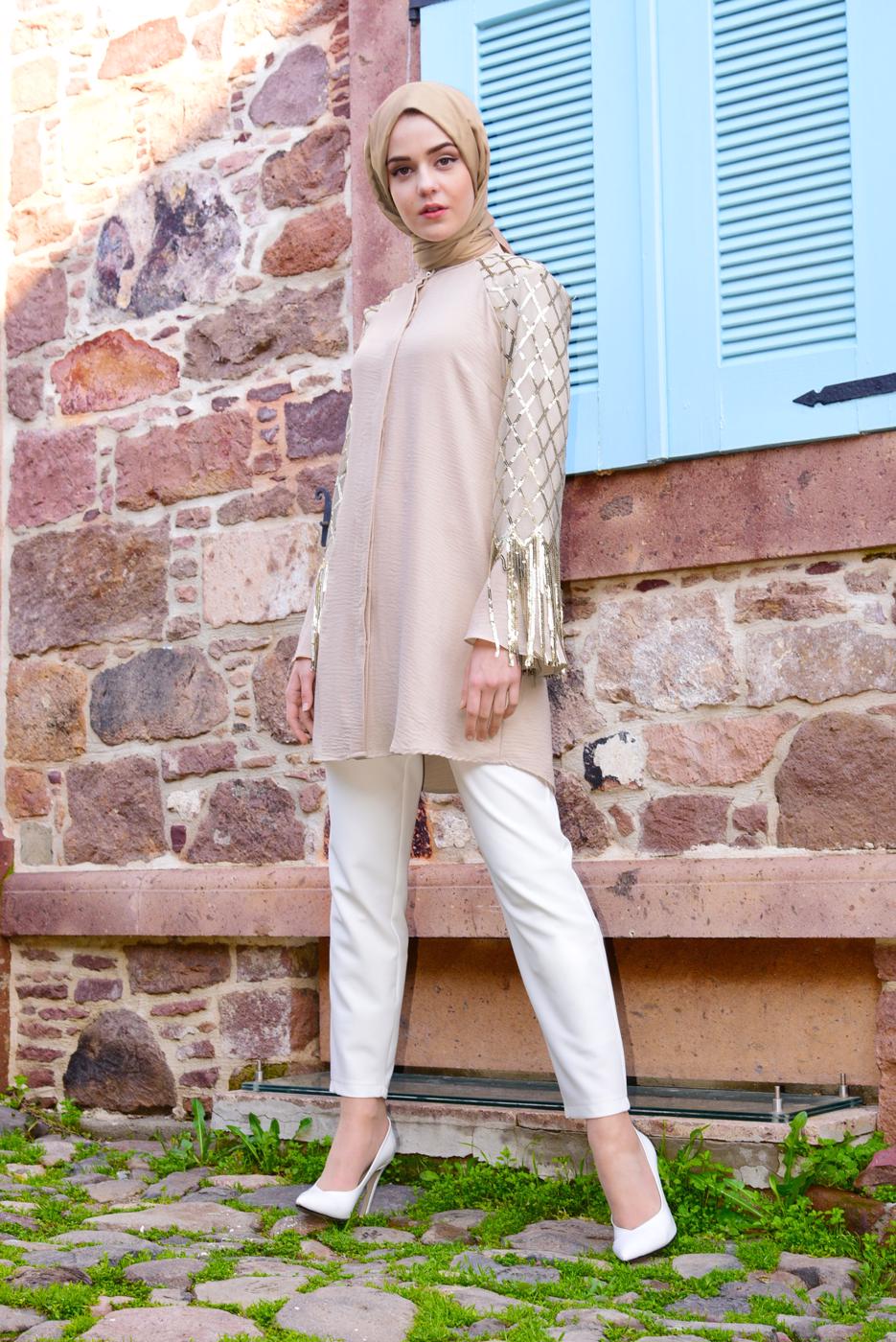 Tesettür giyim BEJ KOLLARI PÜSKÜLLÜ TUNİK T 37091 