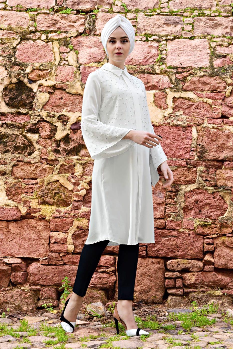 Tesettür giyim EKRU BONCUKLU GENİŞ KOL TUNİK T 52381