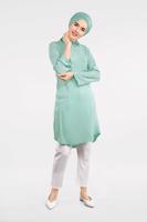 Tesettür giyim YEŞİL KOLLARI VE YAKASI İNCİ DETAYLI TUNİK T 57781