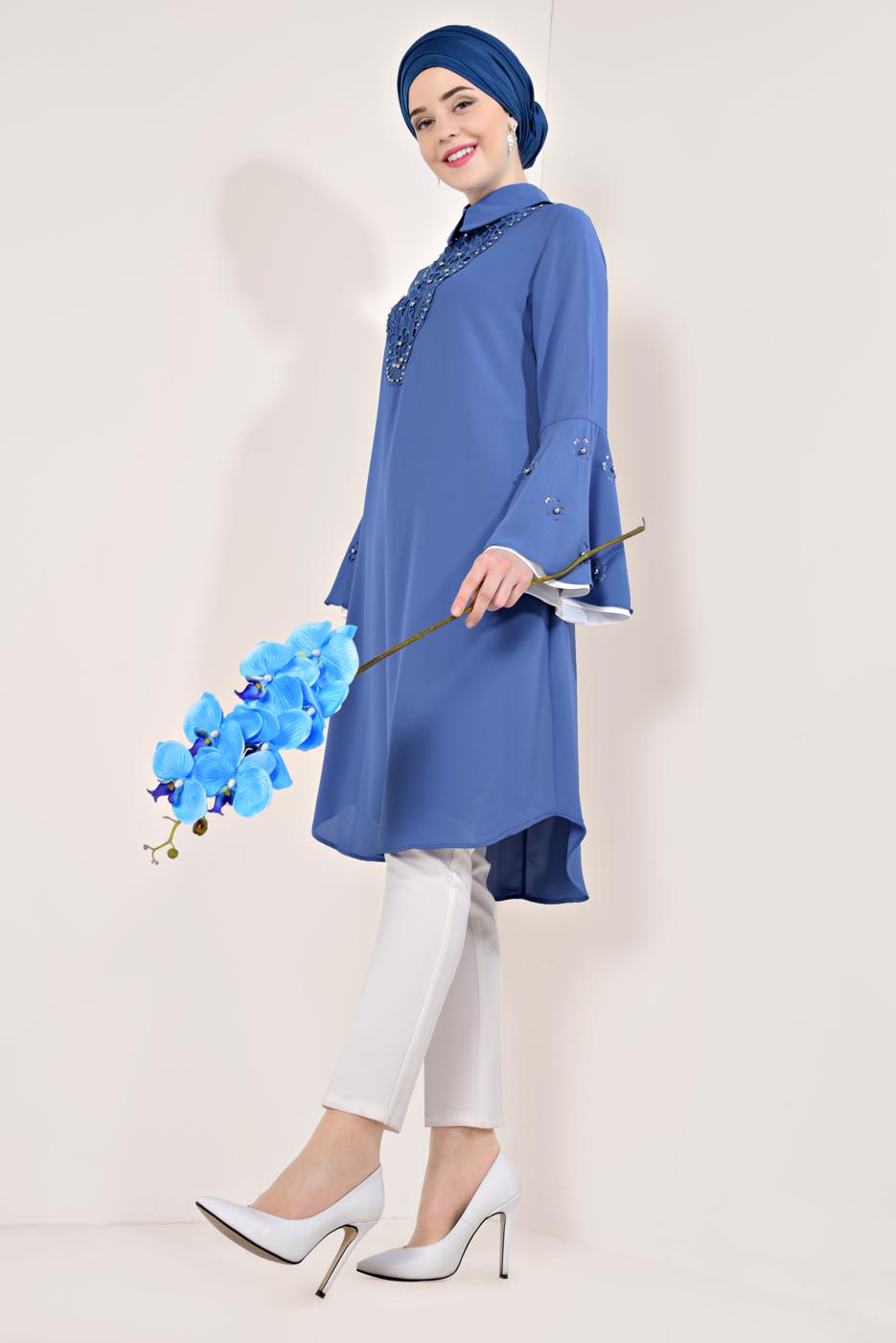 Tesettür giyim LACİVERT KOLLARI VOLANLI İŞLEMELİ TUNİK T 71381