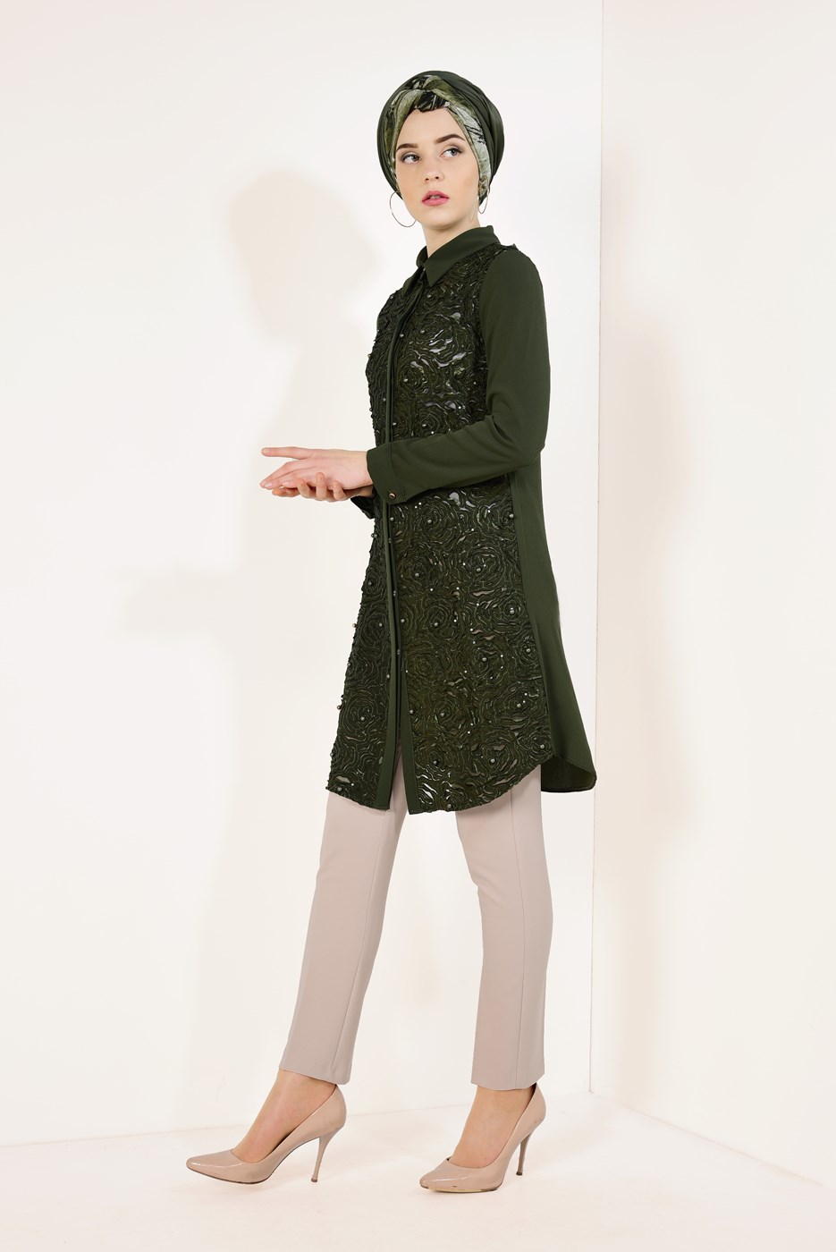 Tesettür giyim HAKİ LAZER KESİM İNCİLİ TUNİK T 97281