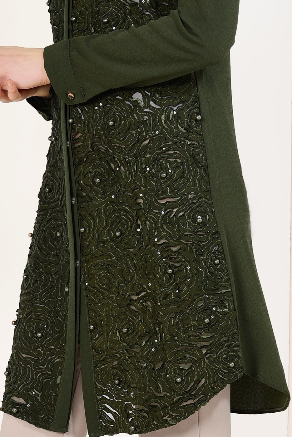 Tesettür giyim HAKİ LAZER KESİM İNCİLİ TUNİK T 97281